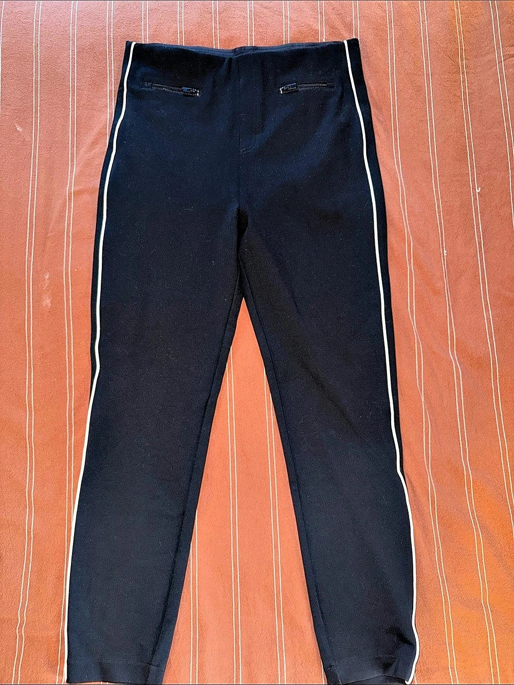 SPANX Ponte Pleated Barrel Leg Trouser with Tuxedo Stripe Color Block Leggings